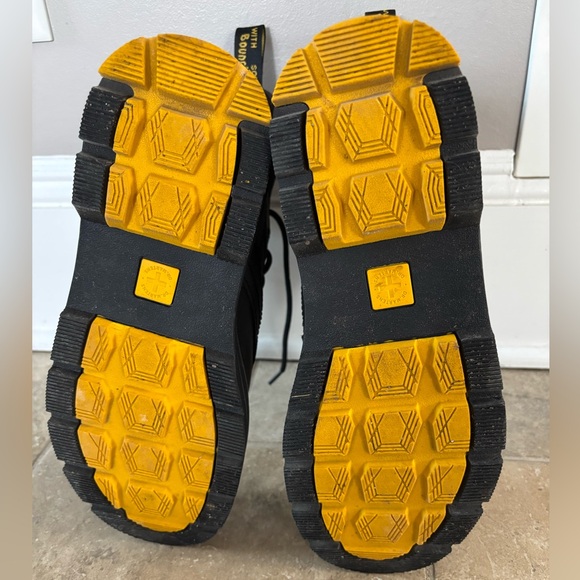 Dr. Martens Black Ankle-High Leather Boots - Picture 4 of 6